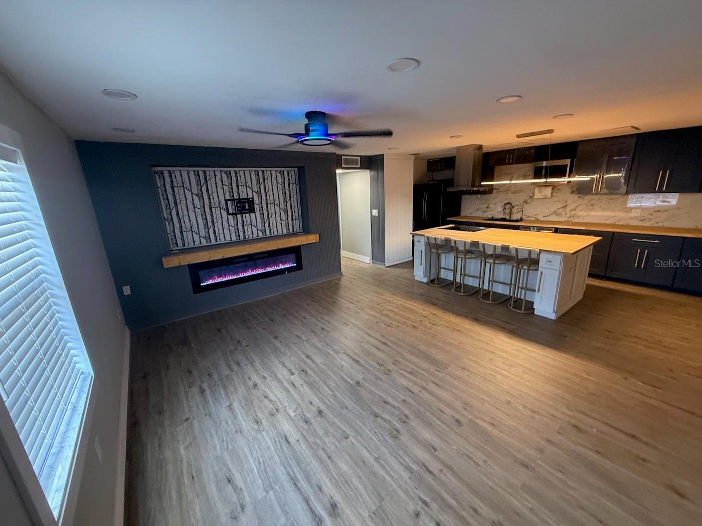 4315 AEGEAN DRIVE 118C