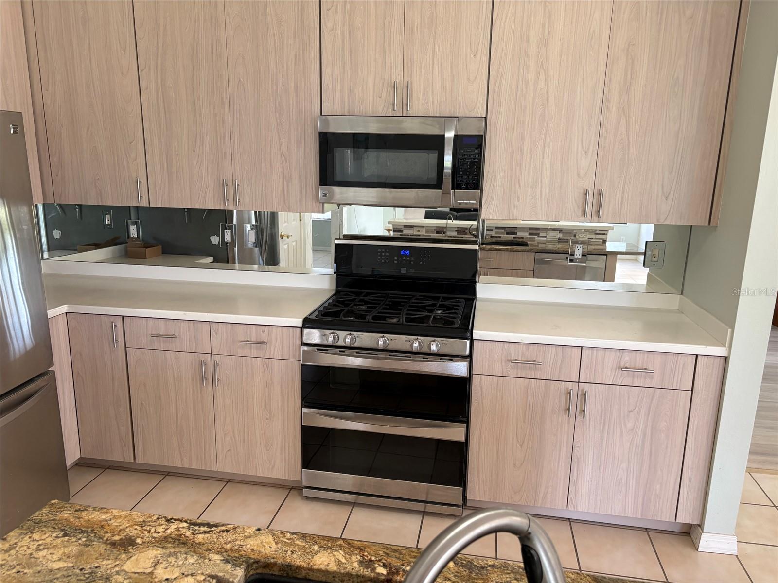 LAKERIDGE FALLS PH 1A - Residential