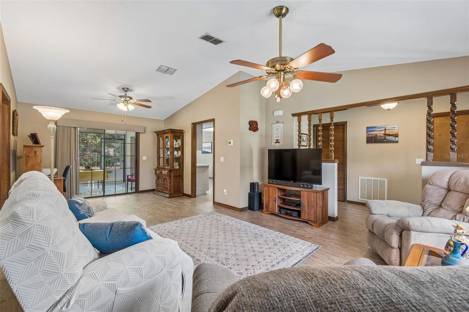 CITRUS SPGS UNIT 06 - Residential