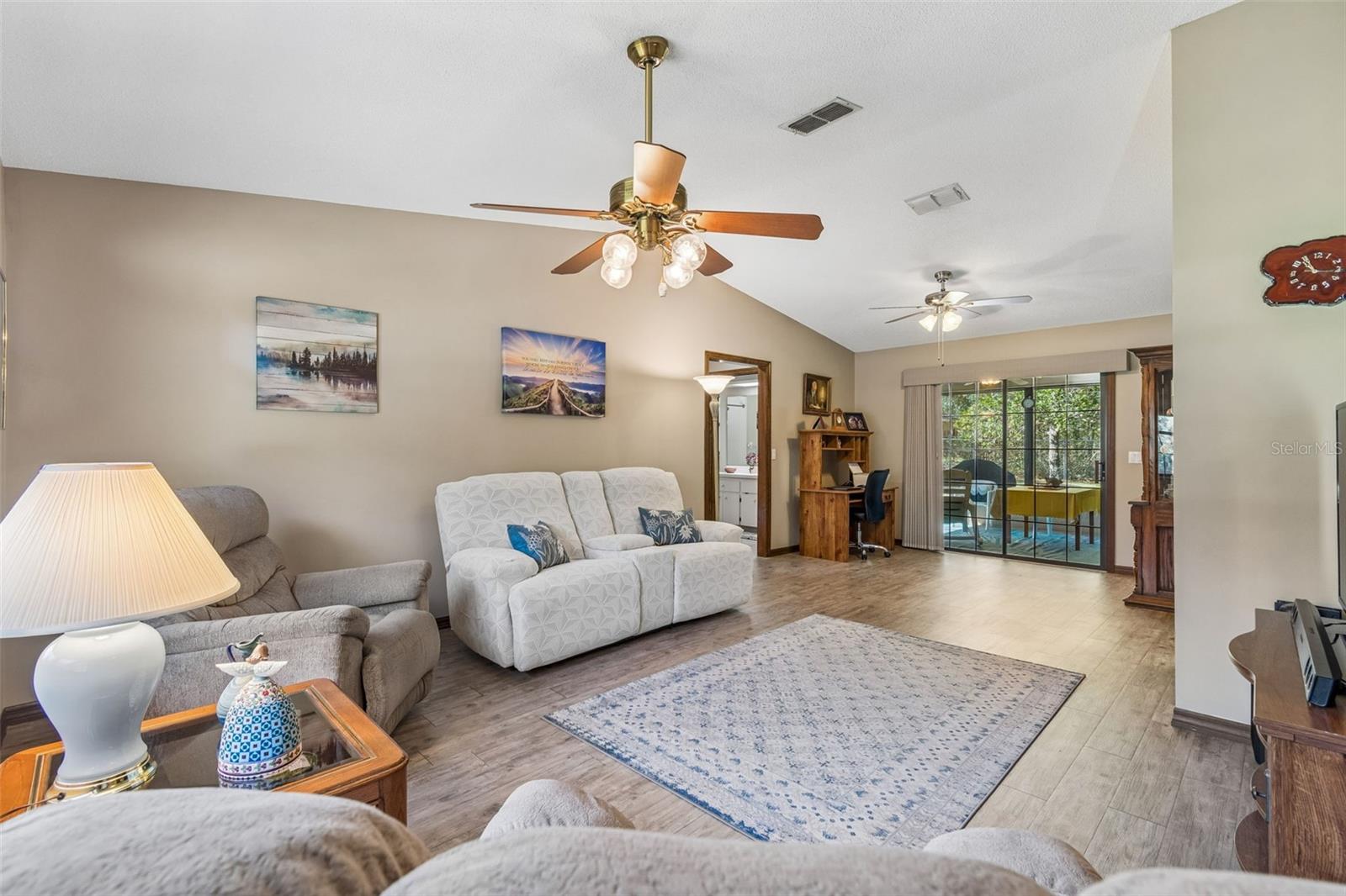 CITRUS SPGS UNIT 06 - Residential