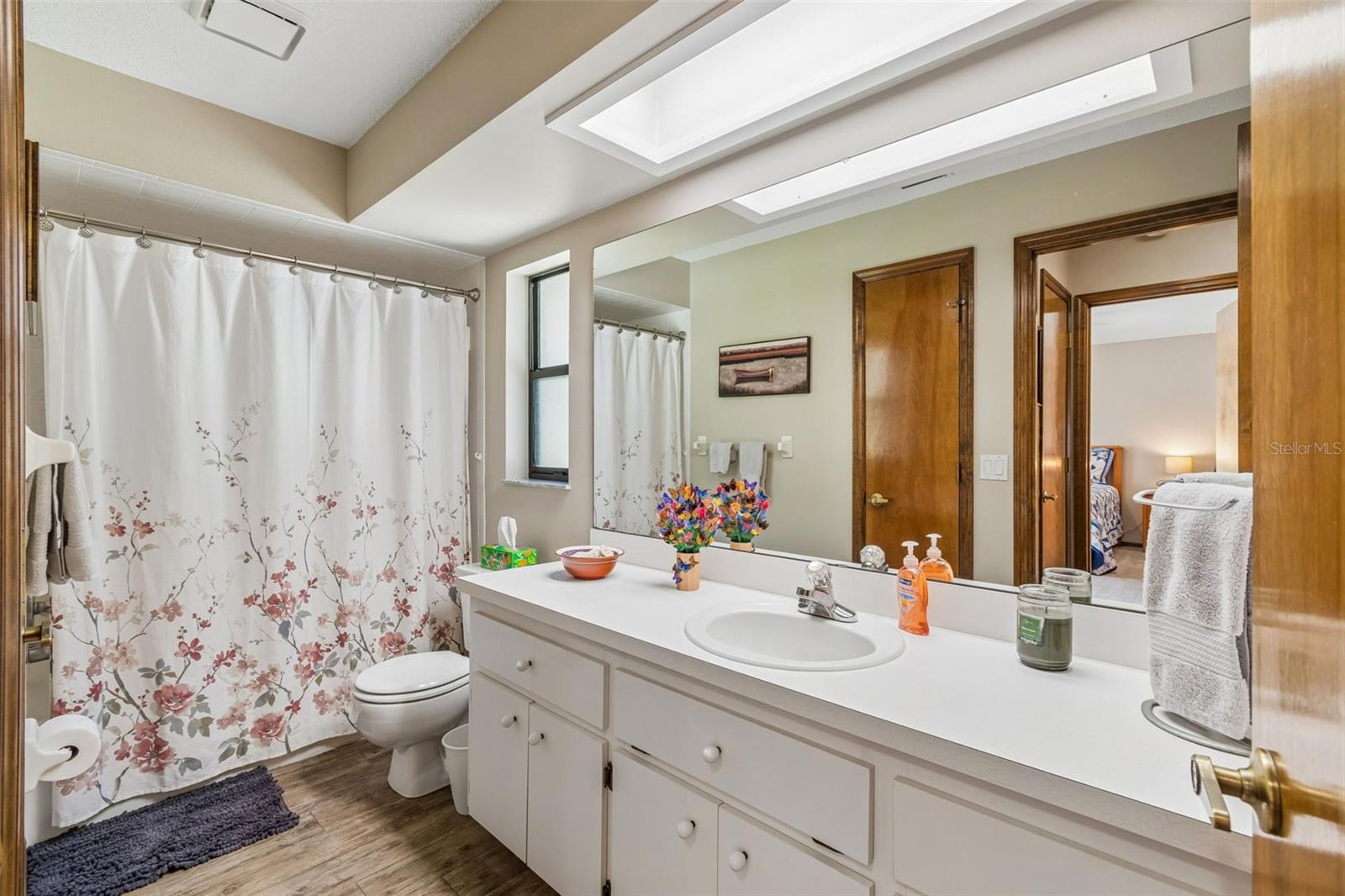 CITRUS SPGS UNIT 06 - Residential