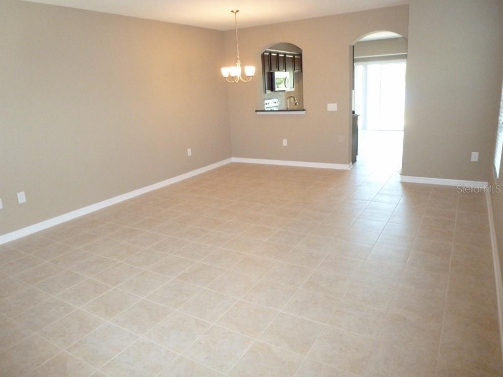LONE STAR TWNHMS - Residential Lease