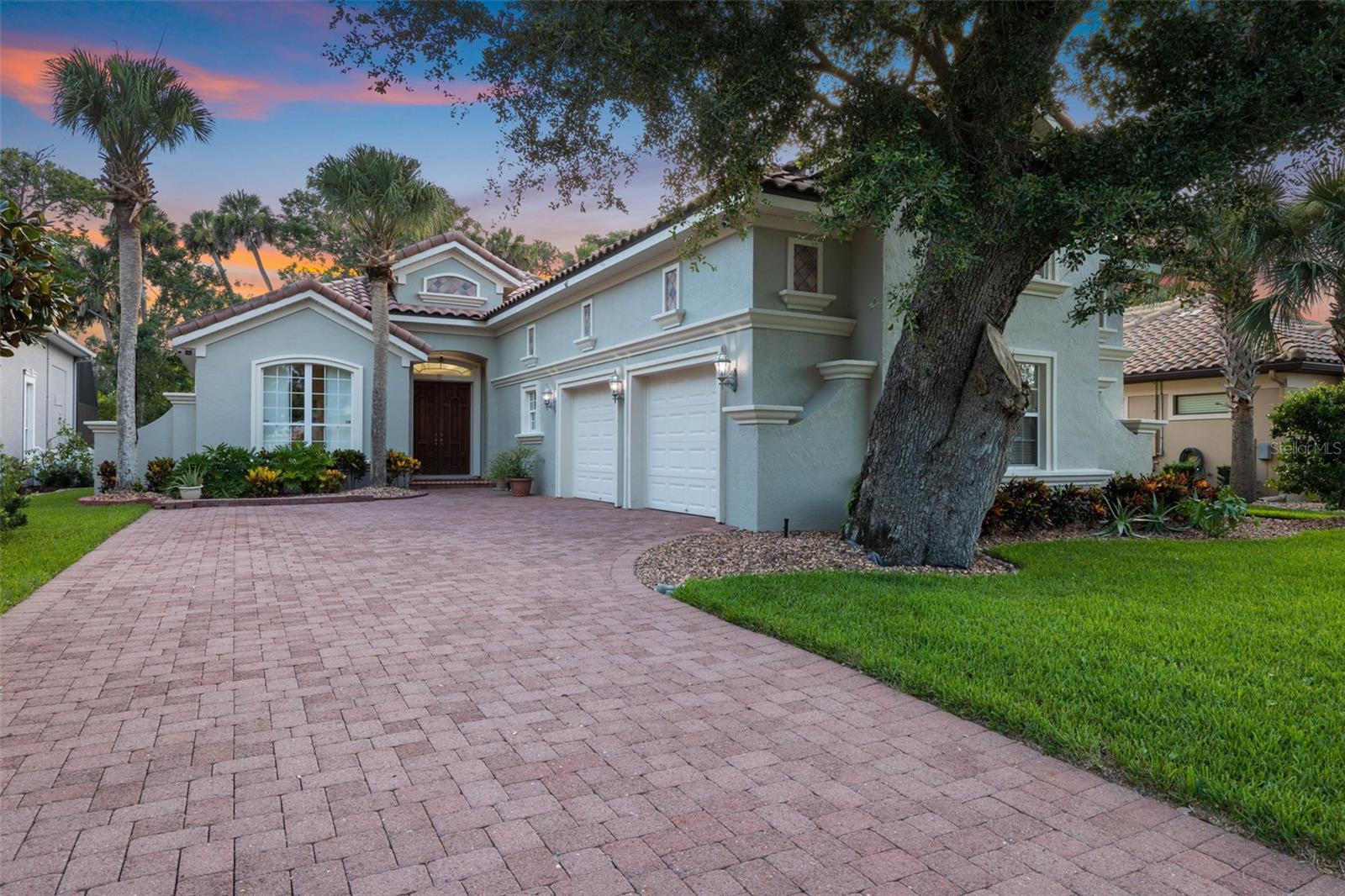 34 S RIVERWALK DRIVE