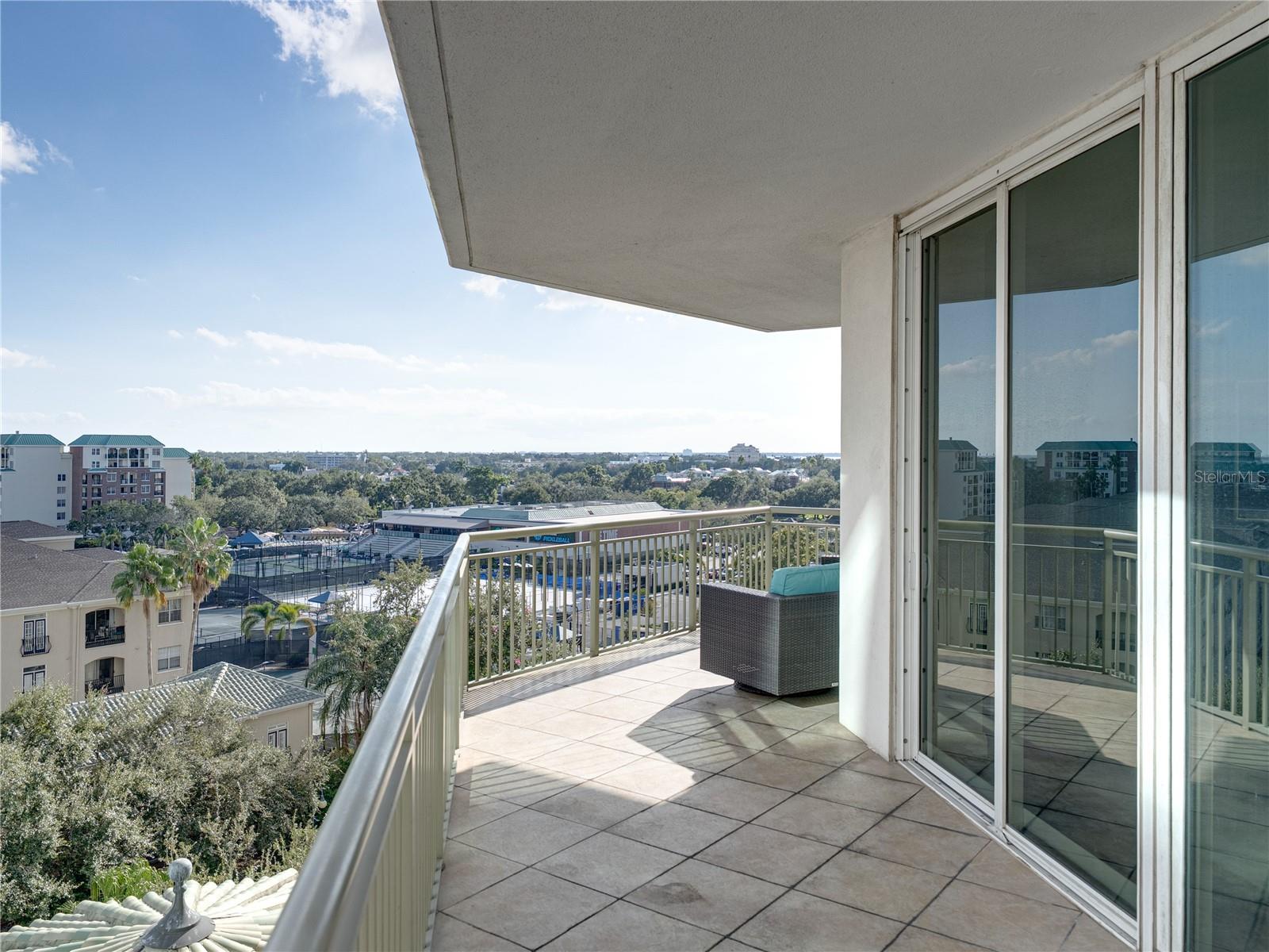 THE PLAZA HARBOUR ISLAND - Residential