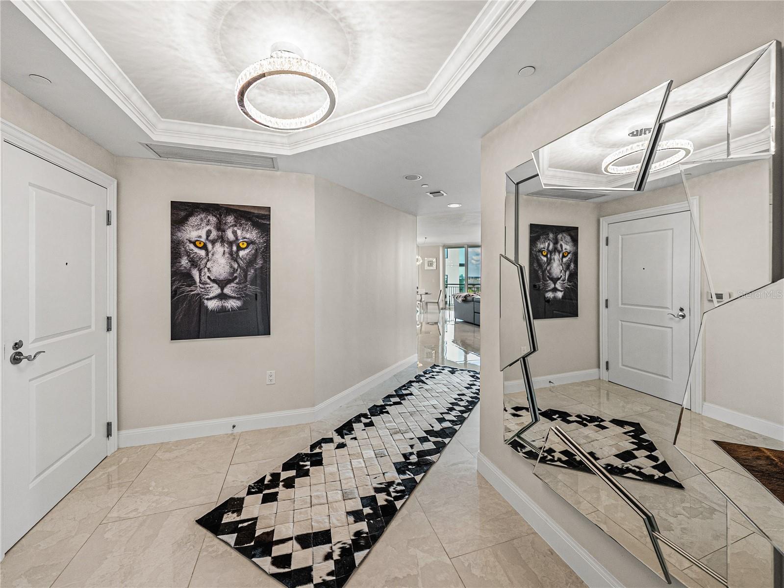 THE PLAZA HARBOUR ISLAND - Residential