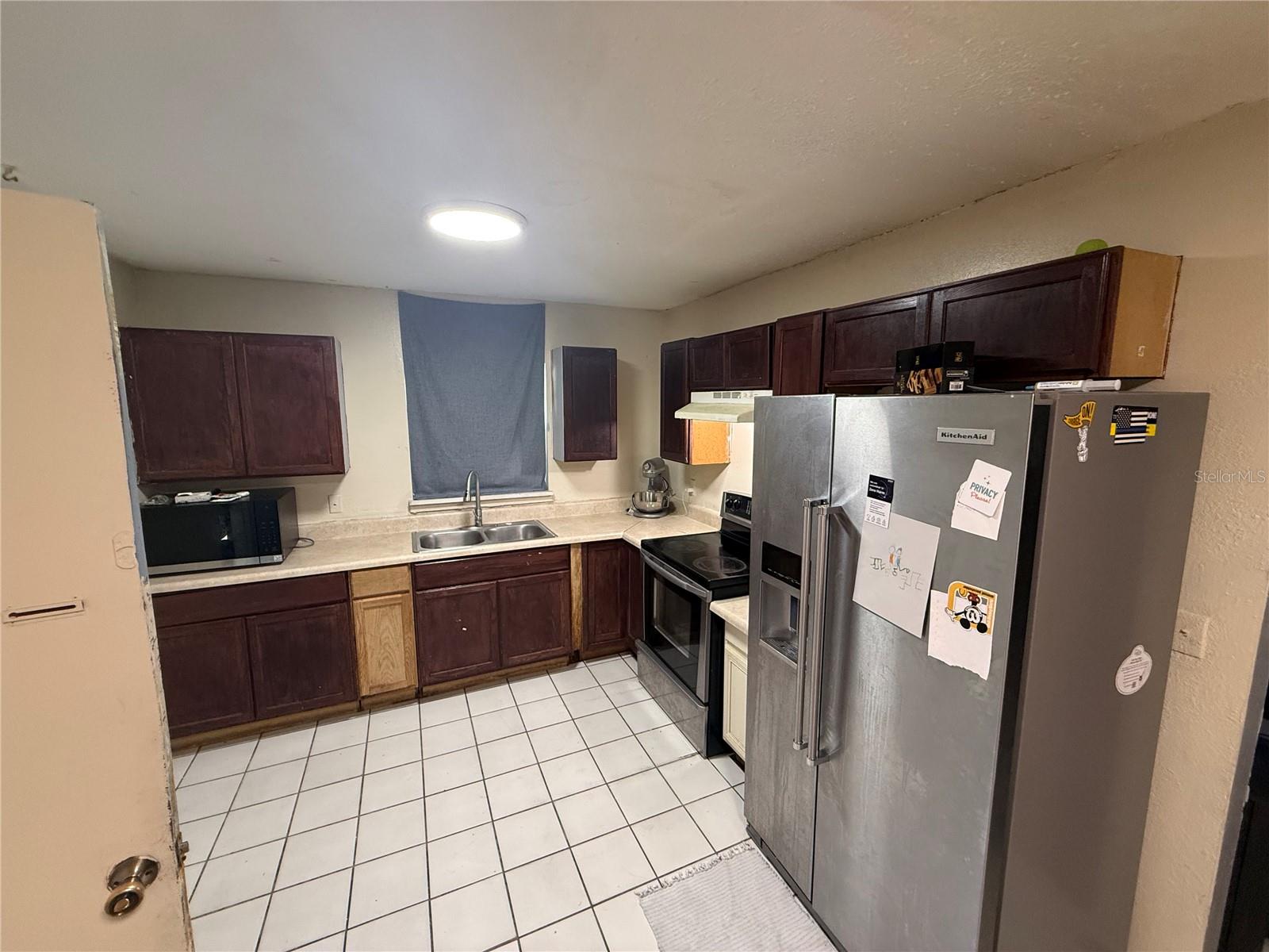 504 N NORMANDALE AVENUE