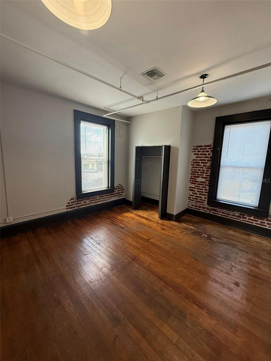 FLORIDA RAILWAY & NAVIGATION - Residential Lease