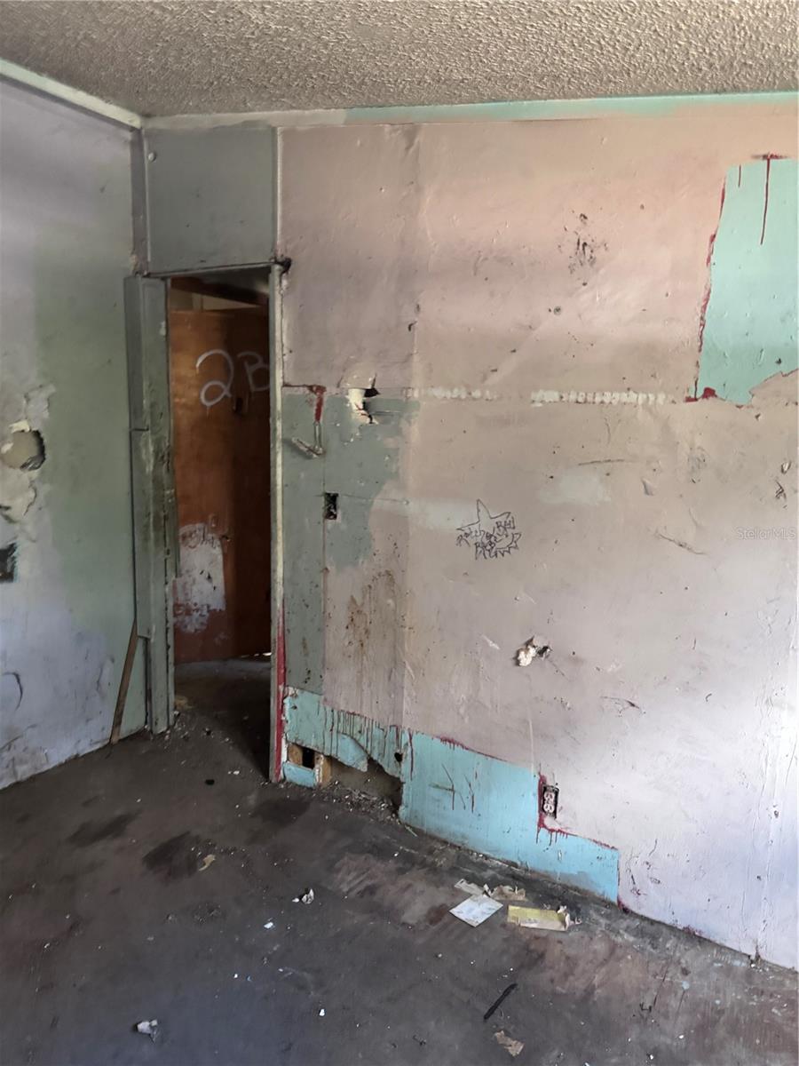 HIGHLAND MEADOWS - Residential