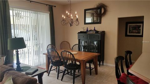 A home in AUBURNDALE