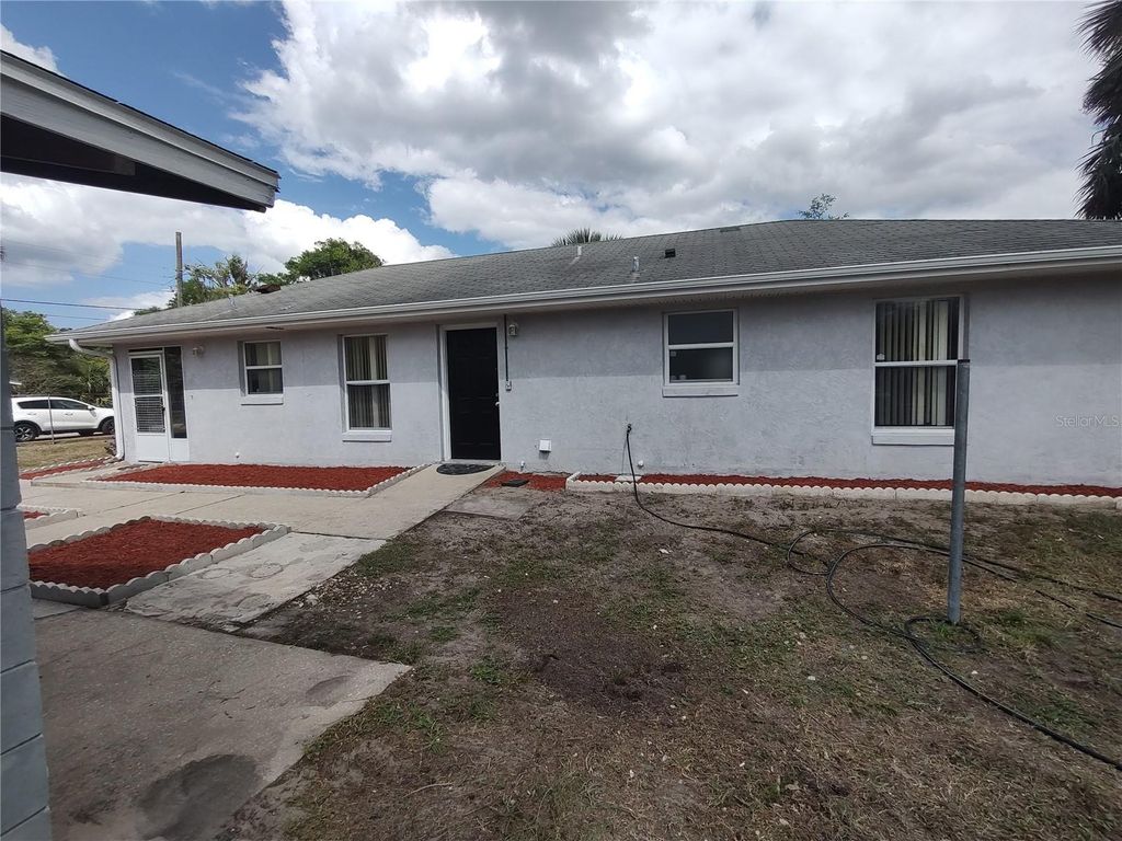 Photo of 540 W Mathis Avenue, Deland, FL 32720 (MLS # V4942063)