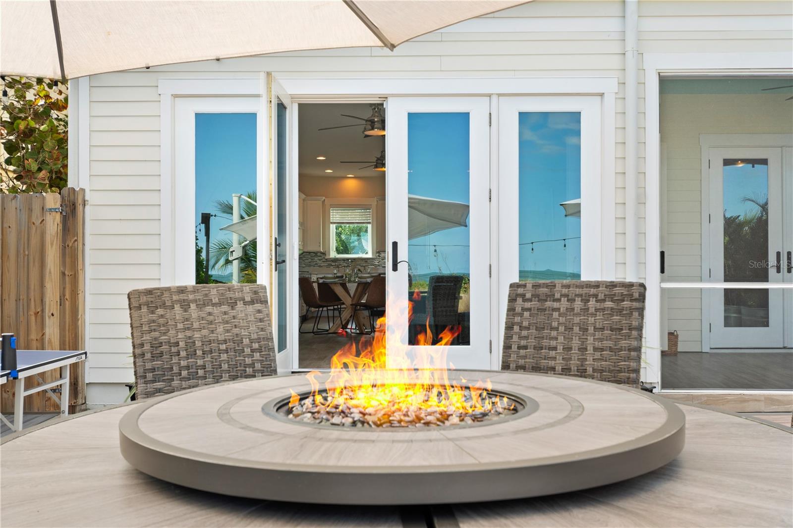 CRESCENT BEACH - Residential