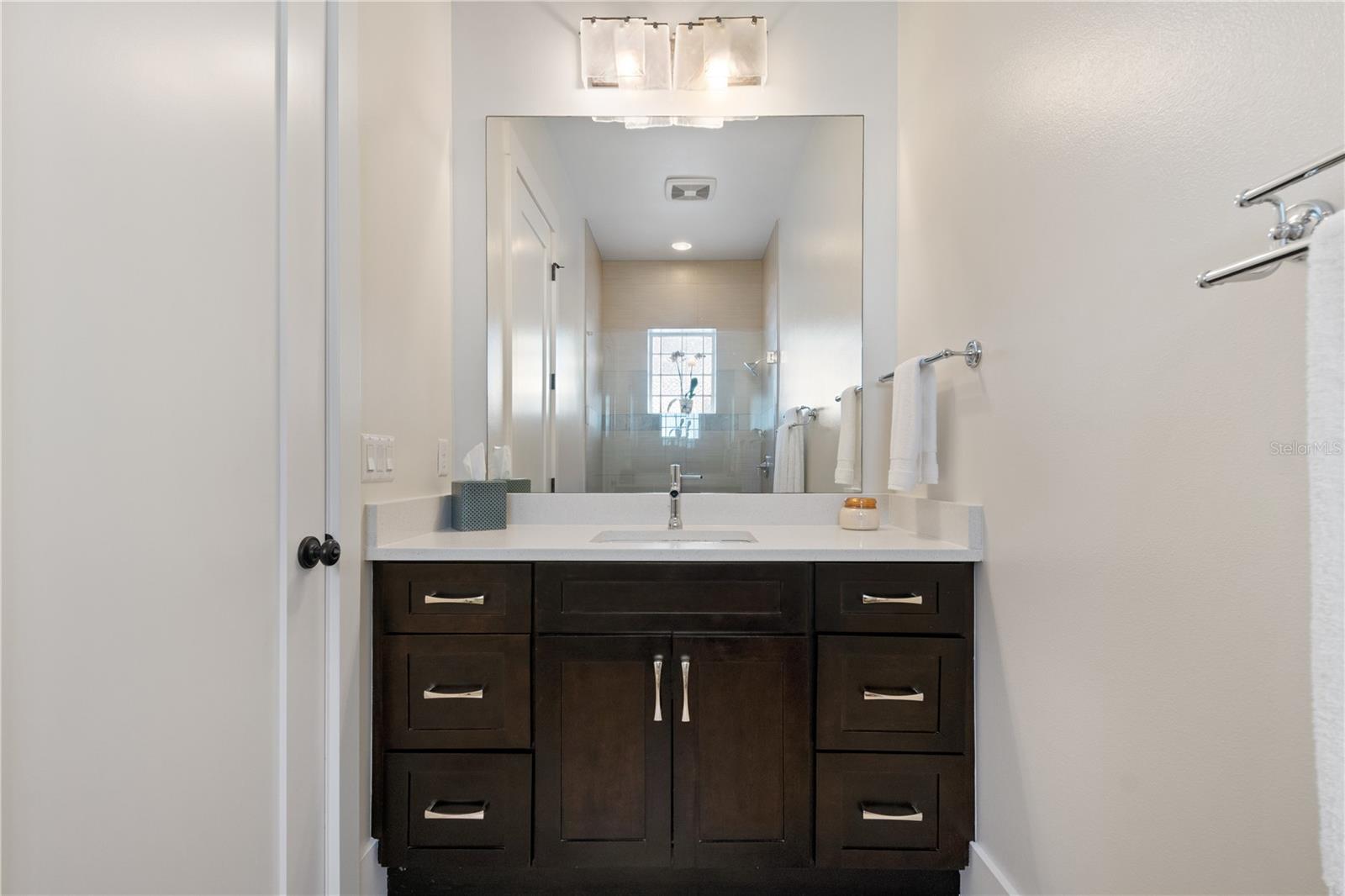 CRESCENT BEACH - Residential