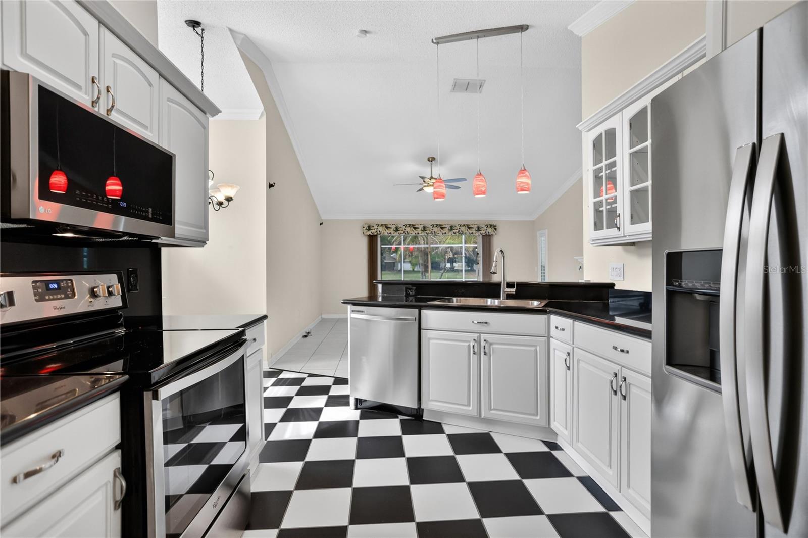 HUCKLEBERRY FIELDS TRACTS N9 & N10 - Residential
