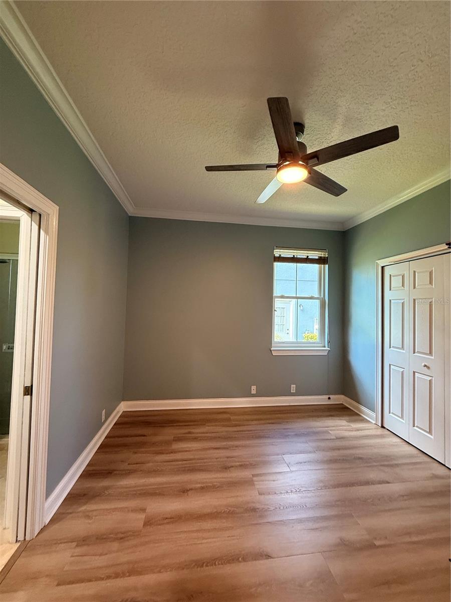 KEENES POINTE UT 06 50 95 - Residential