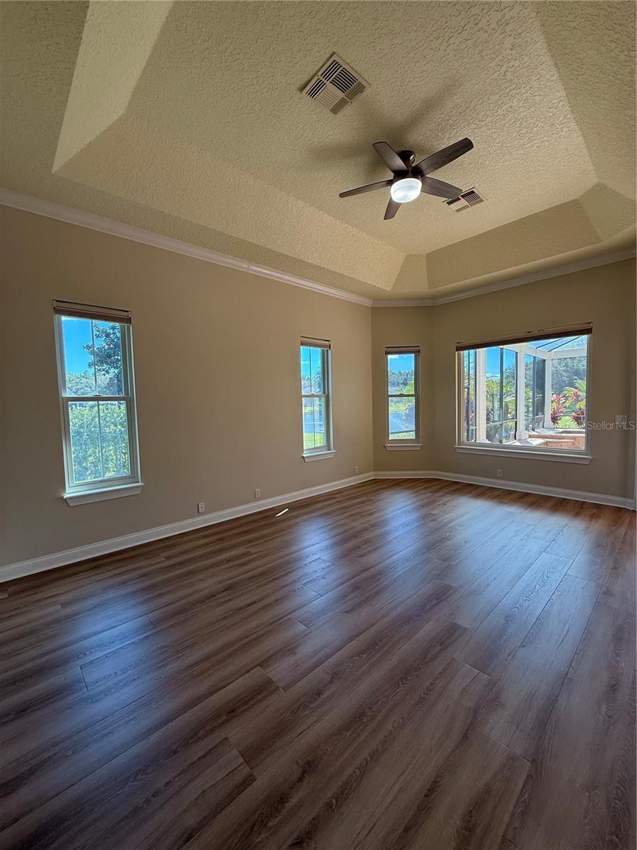 KEENES POINTE UT 06 50 95 - Residential