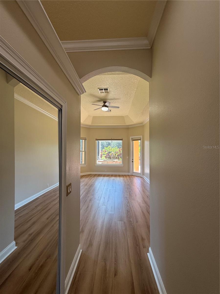 KEENES POINTE UT 06 50 95 - Residential