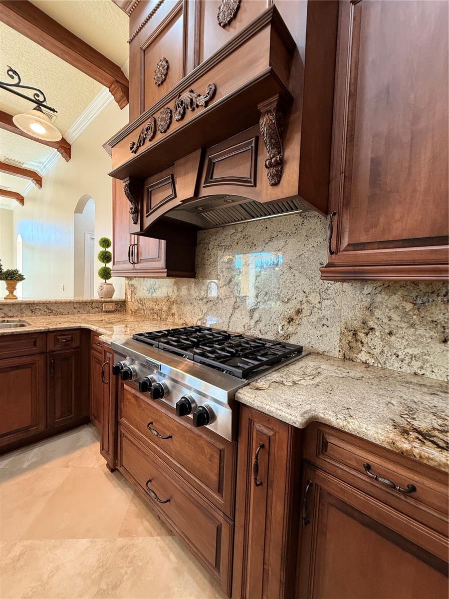 KEENES POINTE UT 06 50 95 - Residential