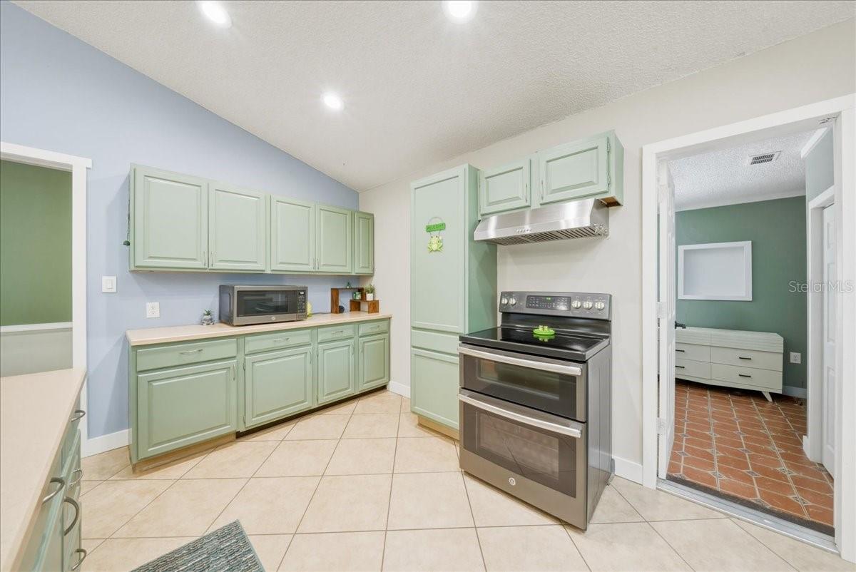 CANAVERAL GROVES SUB - Residential