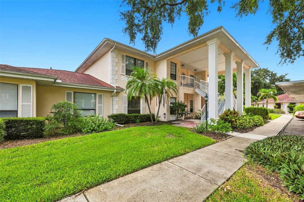Photo of 304 Kelsey Way, Sun City Center, FL 33573 (MLS # TB8545442)