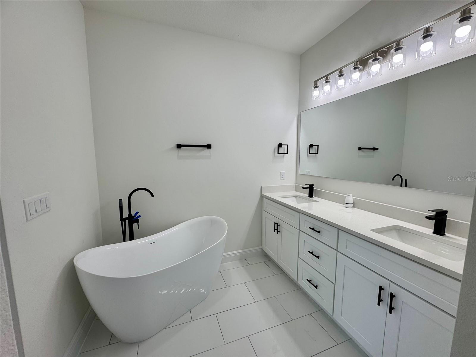 MARION OAKS UNIT 7 - Residential