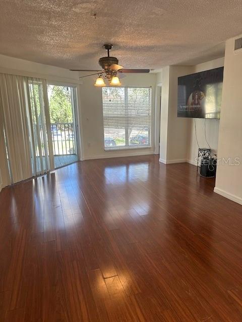 THE LANDINGS OF TAMPA A CONDOMINIUM - Residential