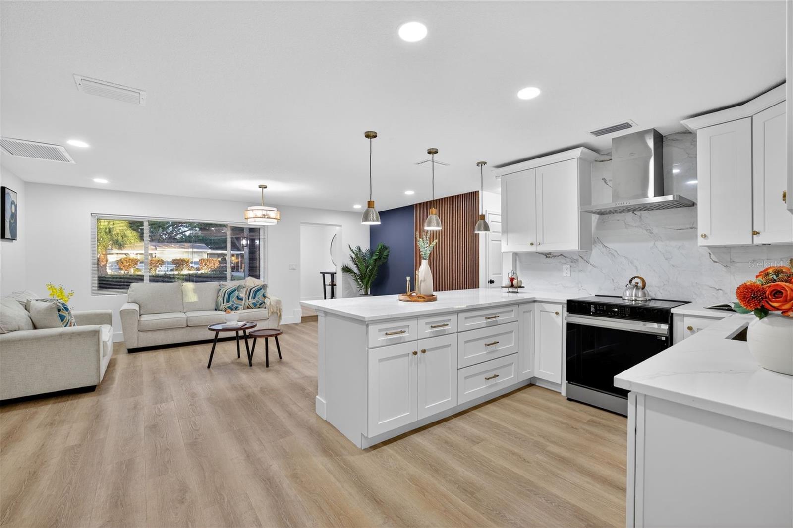 SOUTH HAVEN SUB - Residential