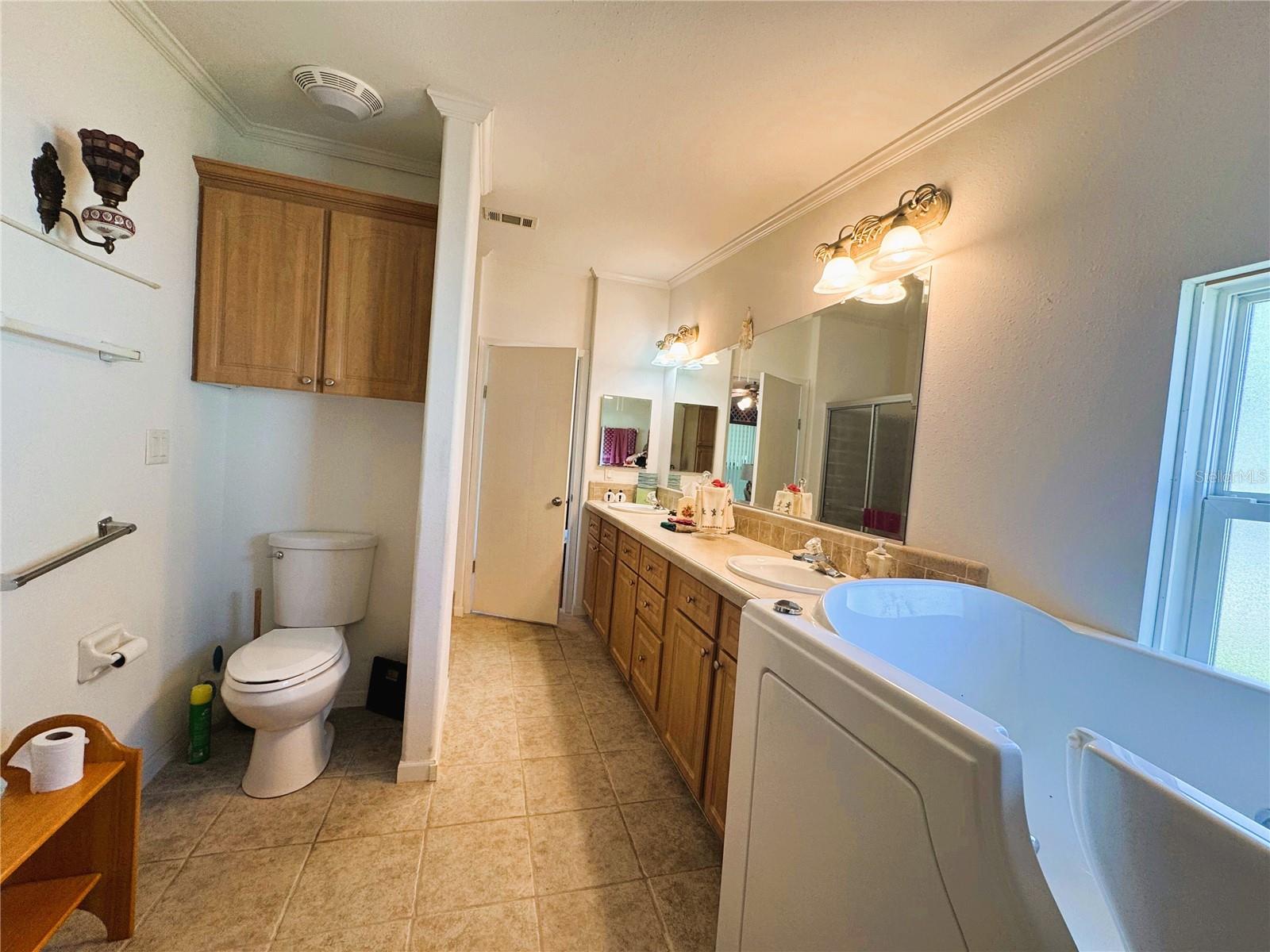 HAWTHORNE AT LEESBURG A COOP - Residential