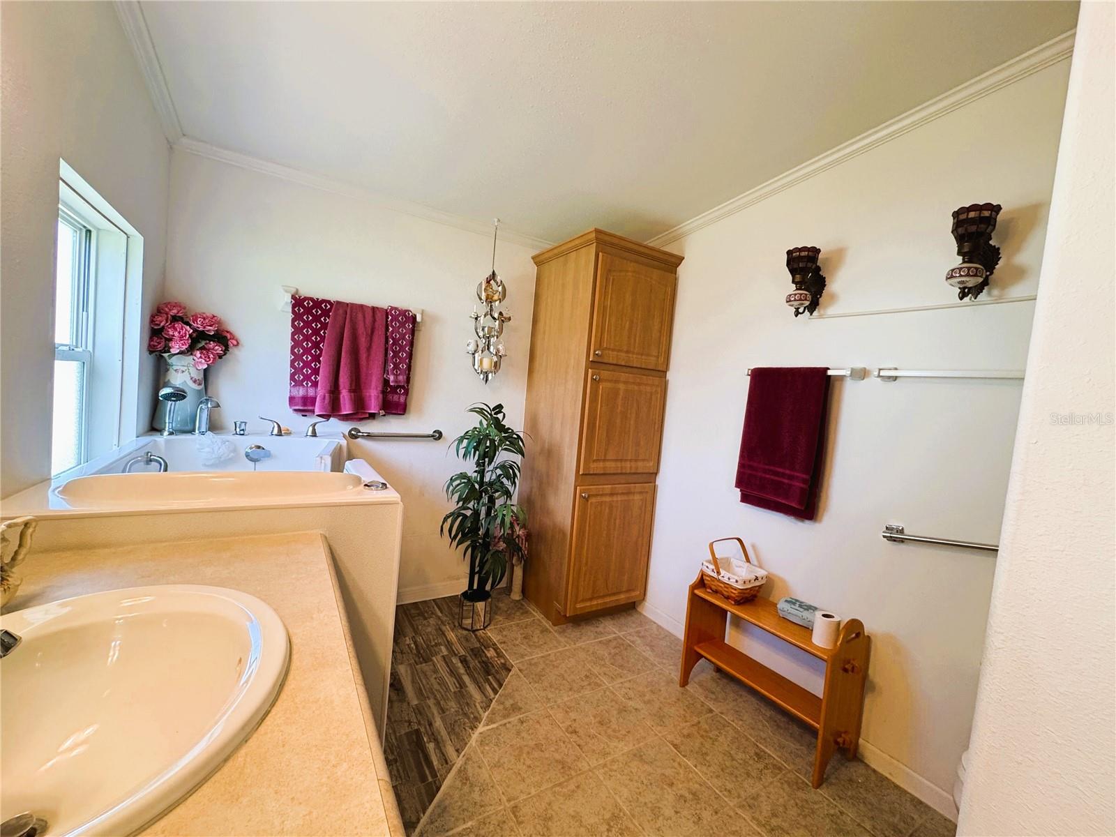 HAWTHORNE AT LEESBURG A COOP - Residential