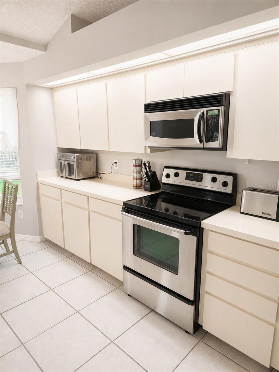 MAJESTIC OAKS - Residential