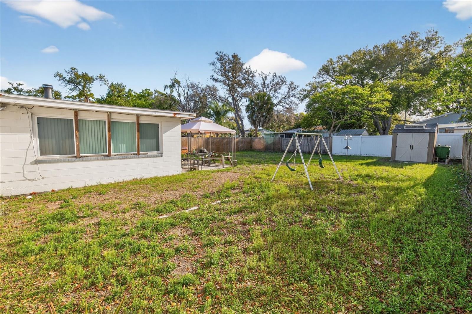 GOLFLAND OF TAMPAS NORTH SIDE - Residential