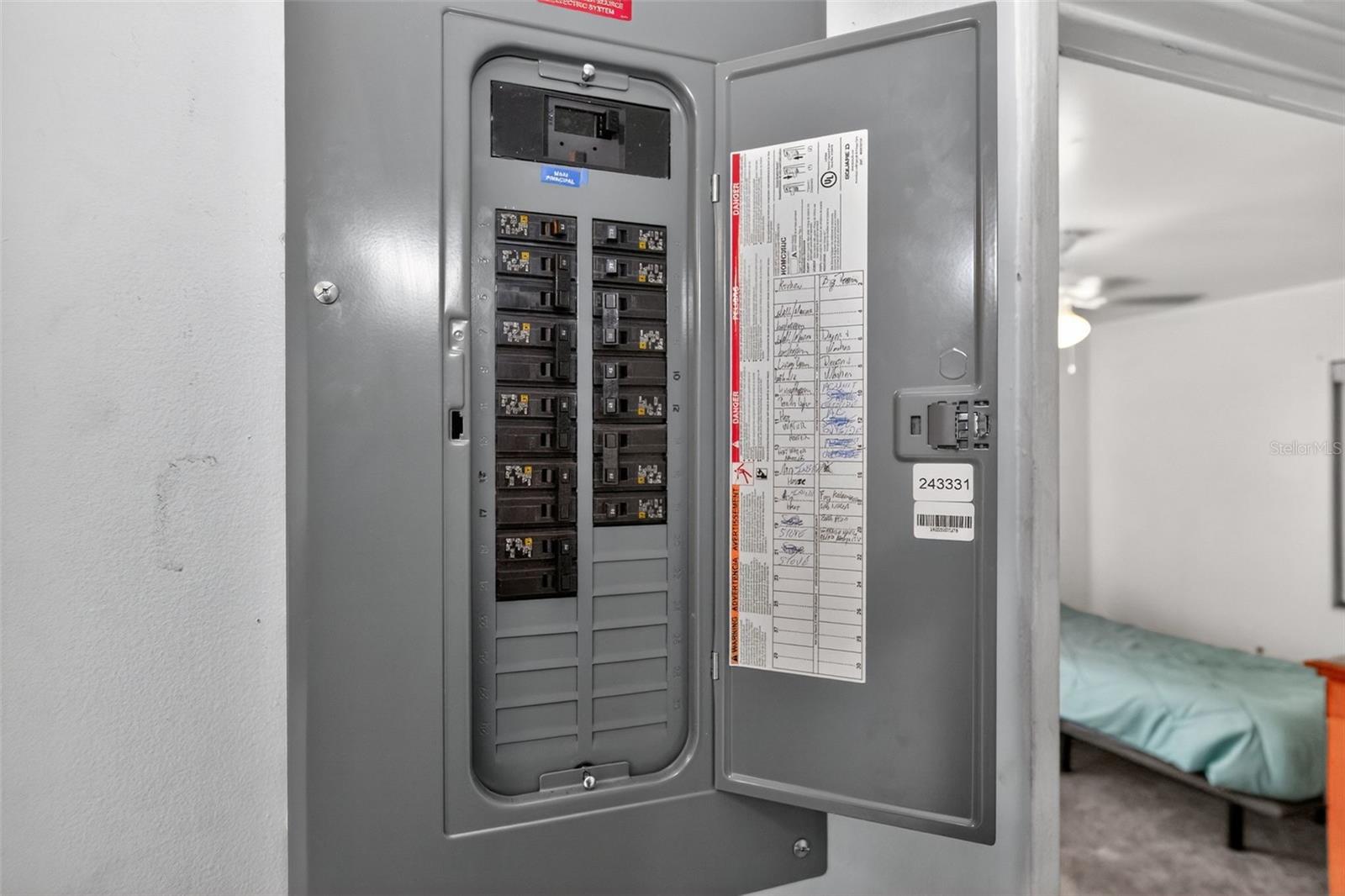 GOLFLAND OF TAMPAS NORTH SIDE - Residential