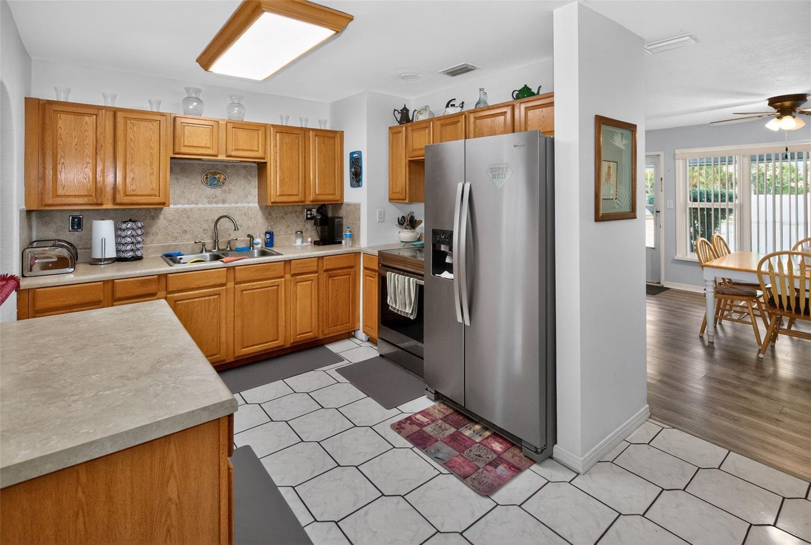 GOLFLAND OF TAMPAS NORTH SIDE - Residential