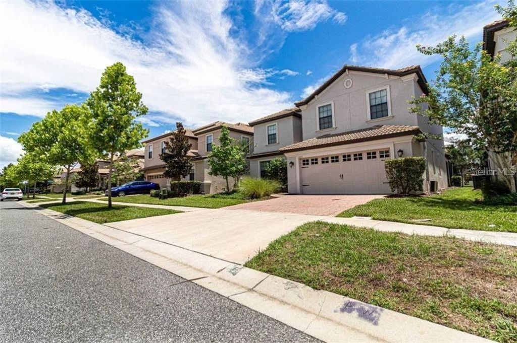 Photo of 1427 Thunderbird Road, Davenport, FL 33896 (MLS # O6370185)