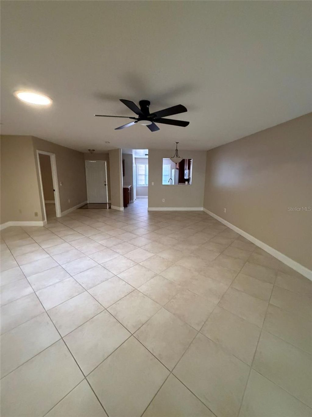 Photo of 1120 Monroe Avenue, Saint Cloud, FL 34769 (MLS # S5140899)