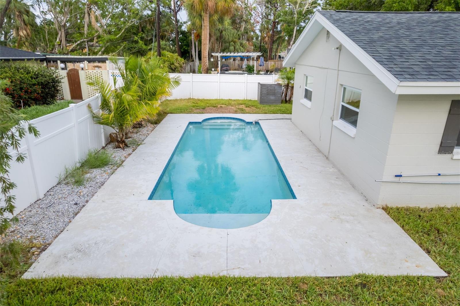 SHORE ACRES VENICE SEC 2ND REP - Residential Lease