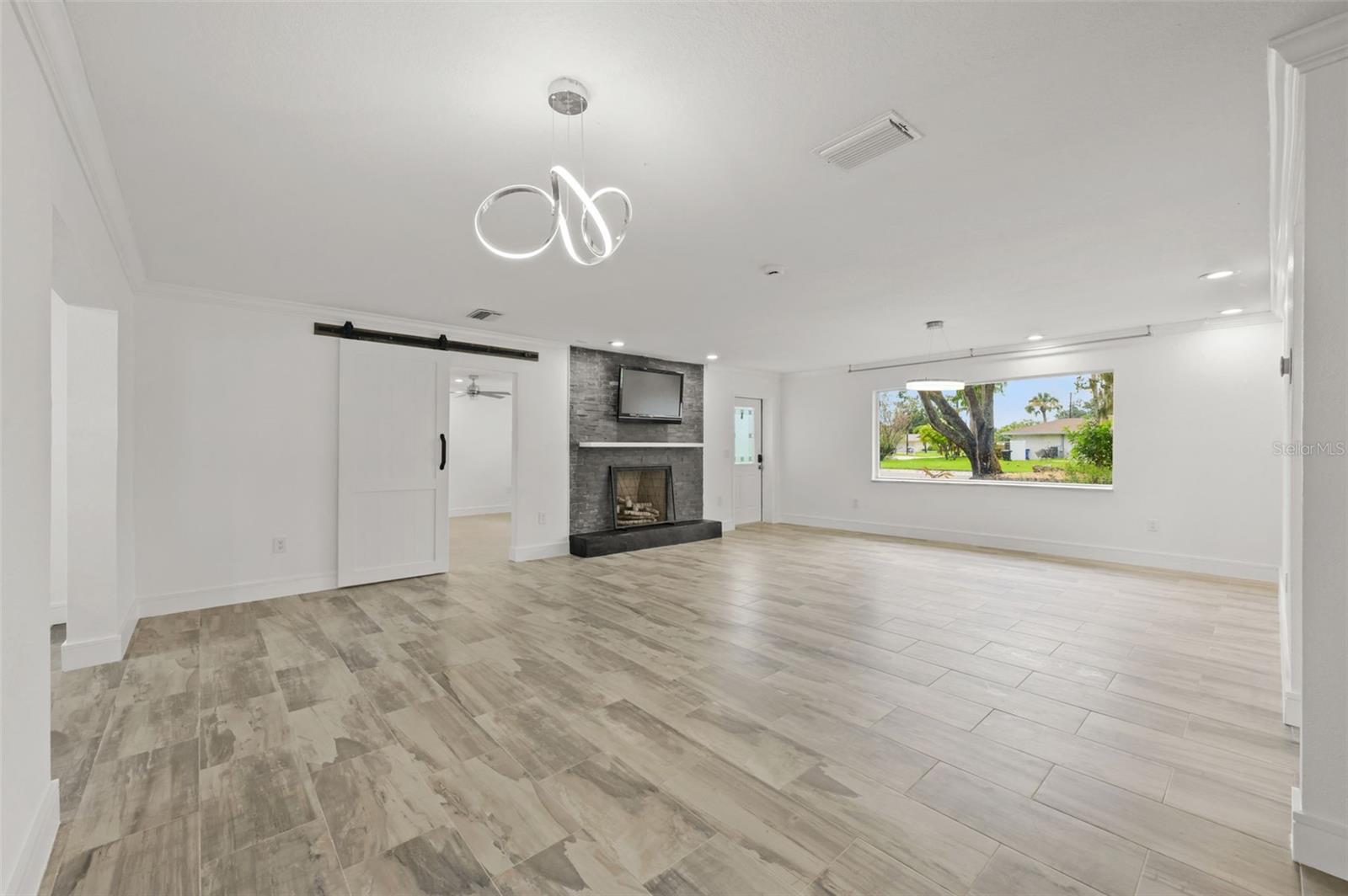 SHORE ACRES VENICE SEC 2ND REP - Residential Lease