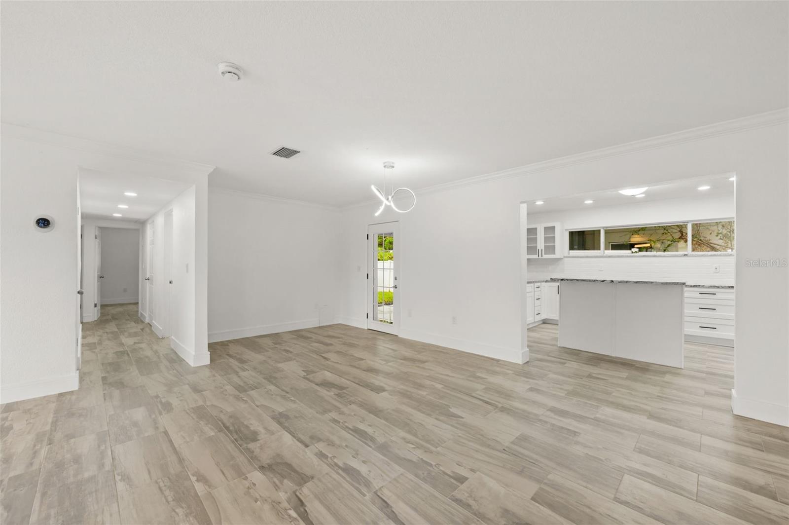 SHORE ACRES VENICE SEC 2ND REP - Residential Lease