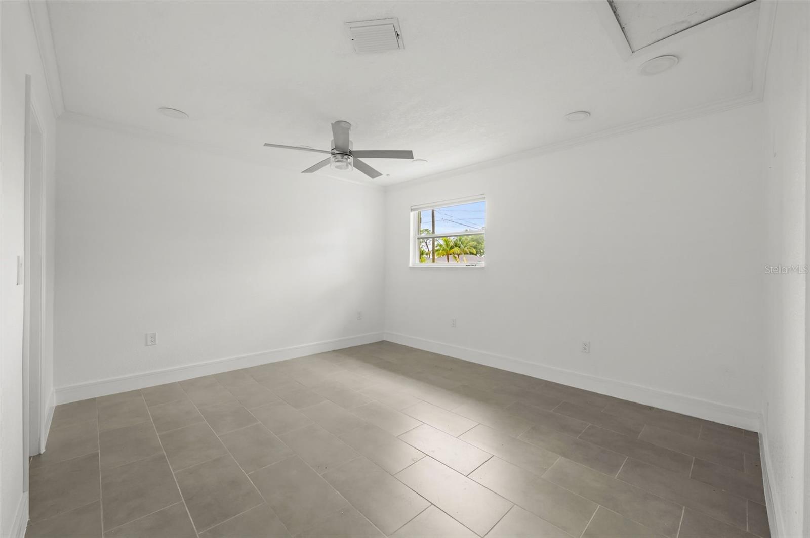 SHORE ACRES VENICE SEC 2ND REP - Residential Lease