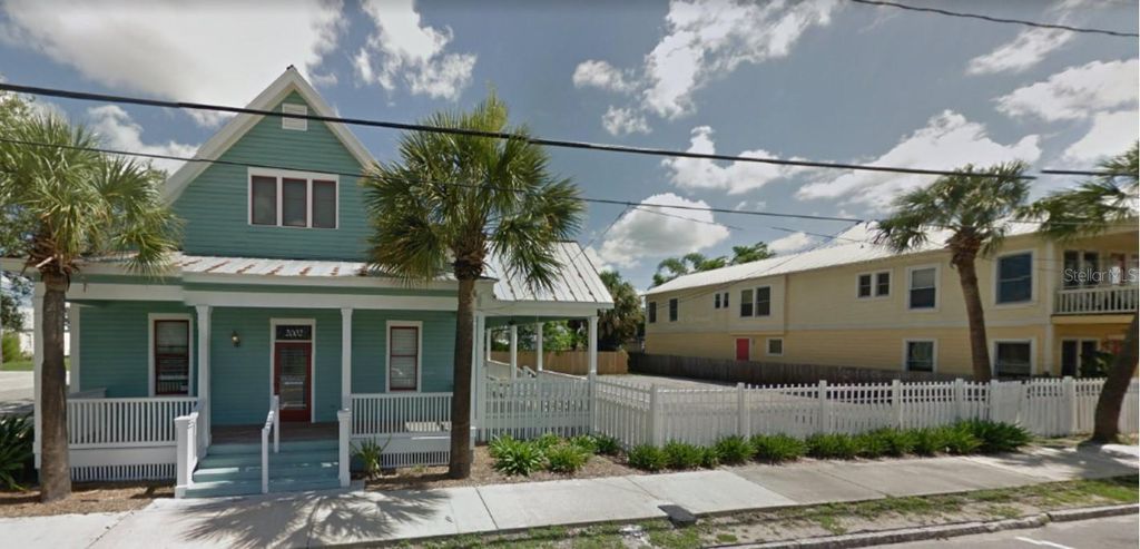 Photo of 2002 E 4th Avenue, Tampa, FL 33605 (MLS # TB8363887)