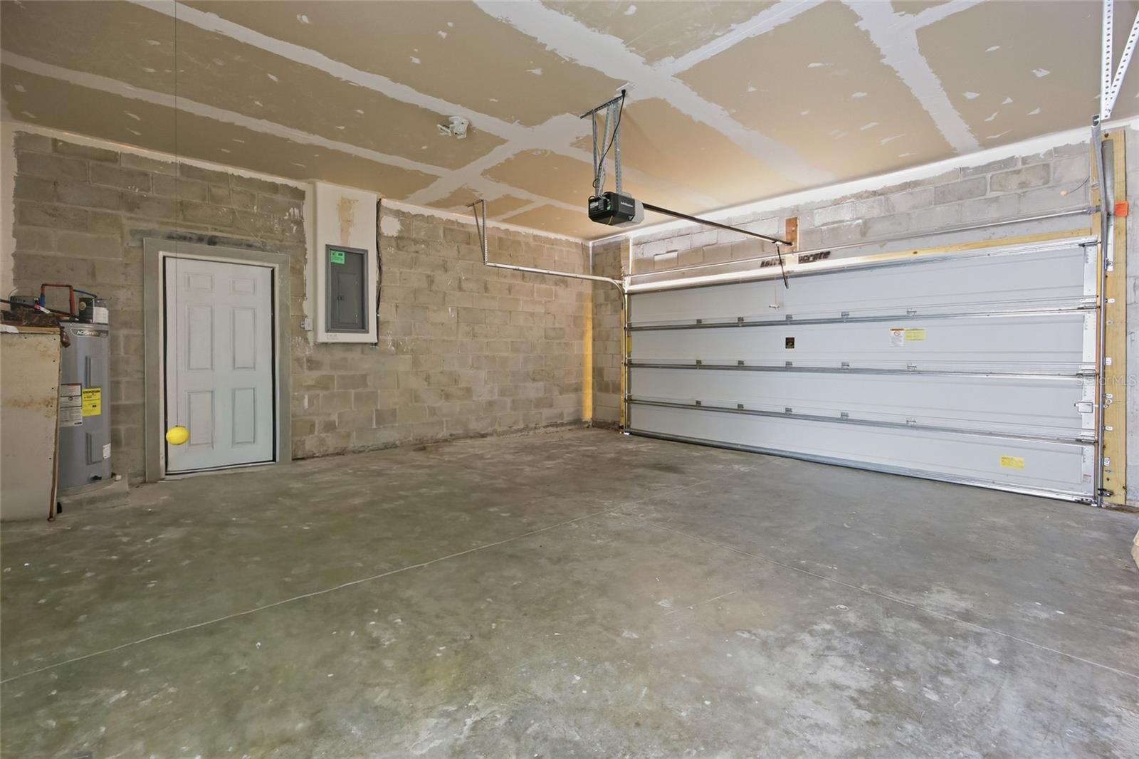 MARION OAKS - Residential Lease