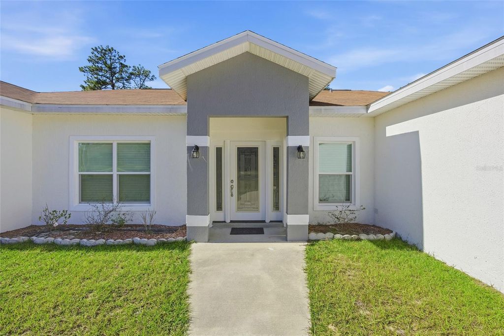 Photo of 14550 SW 61st Court, Ocala, FL 34473 (MLS # OM714927)