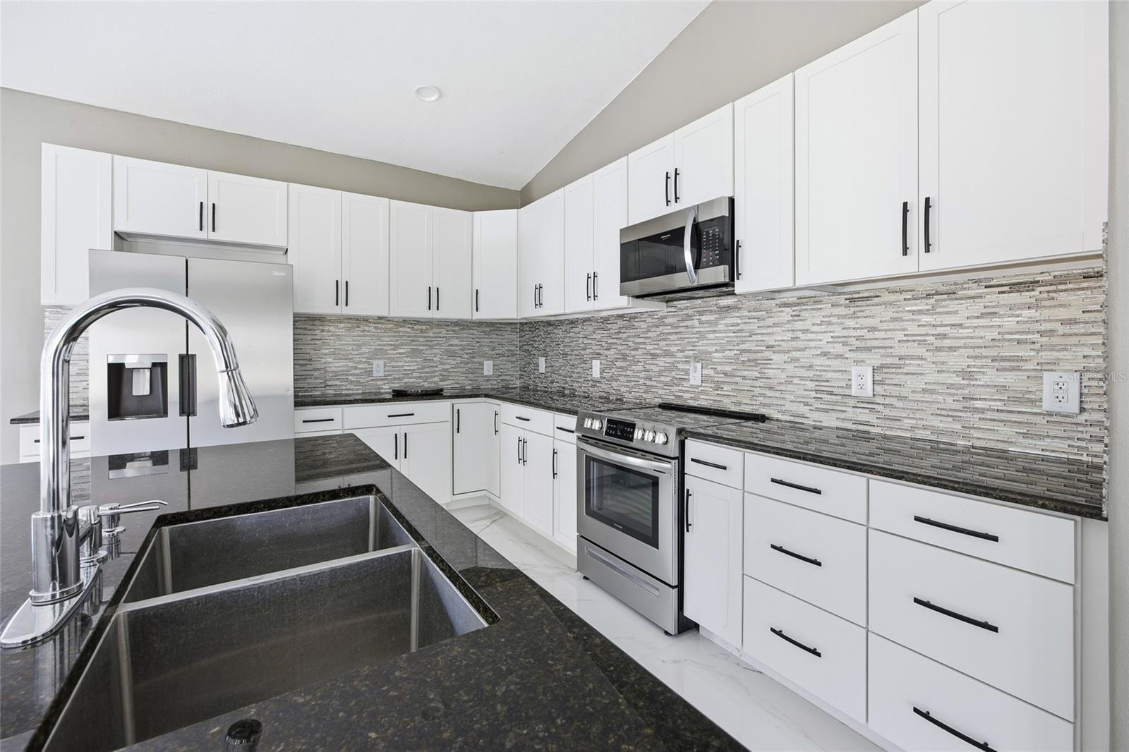 MARION OAKS - Residential Lease