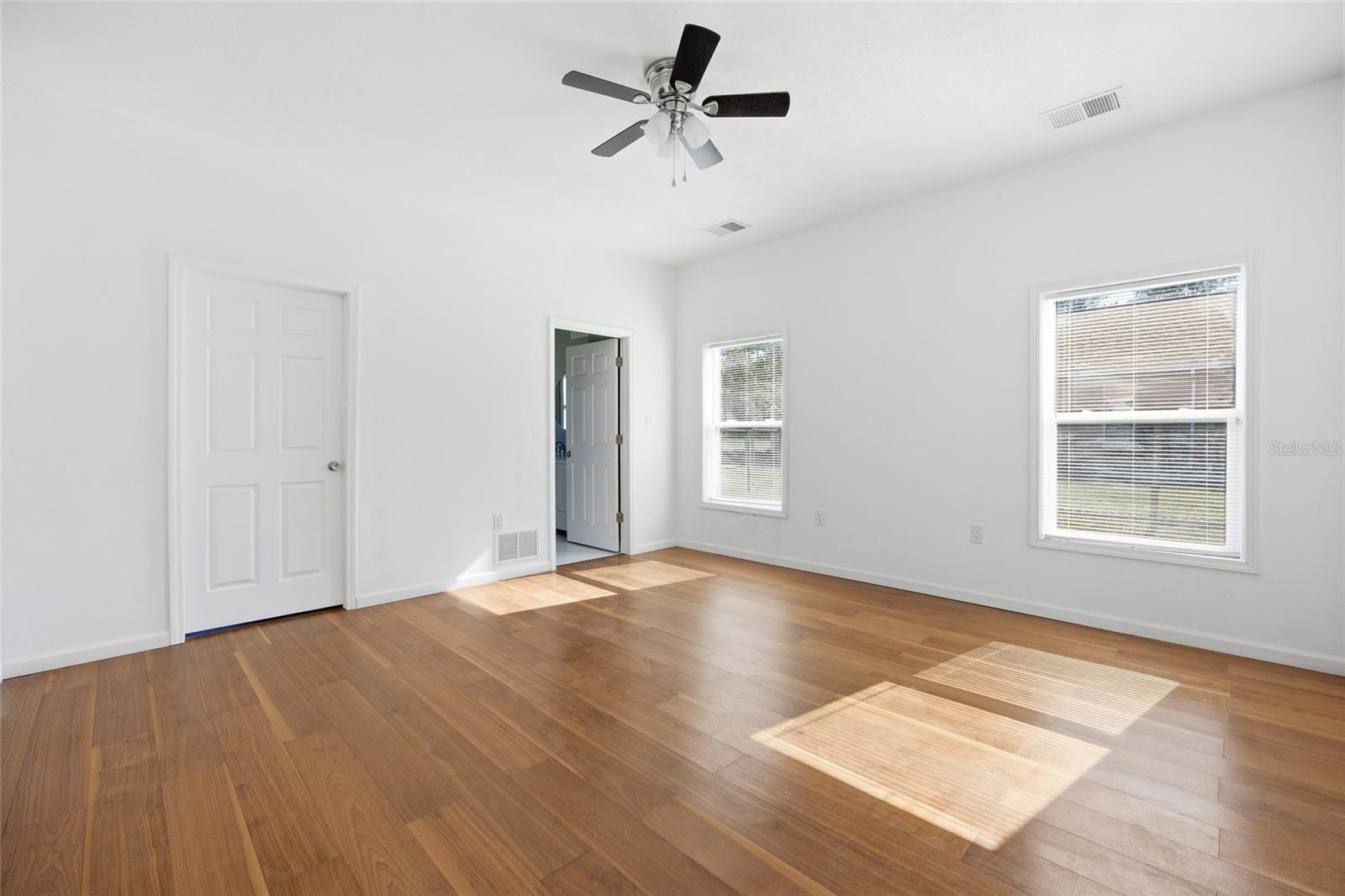 MARION OAKS - Residential Lease