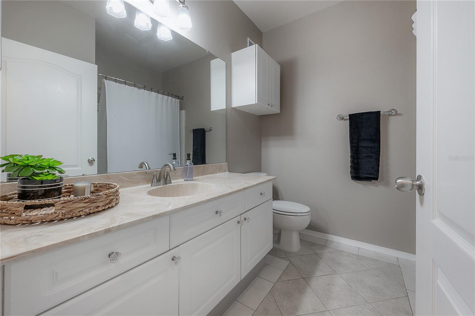 GRAND BELLAGIO AT BAYWATCH CONDO THE - Residential Lease