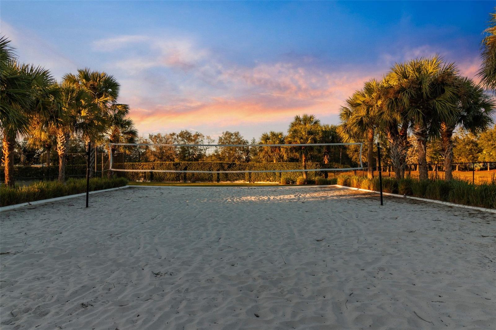 FOUNDERS CLUB - Residential