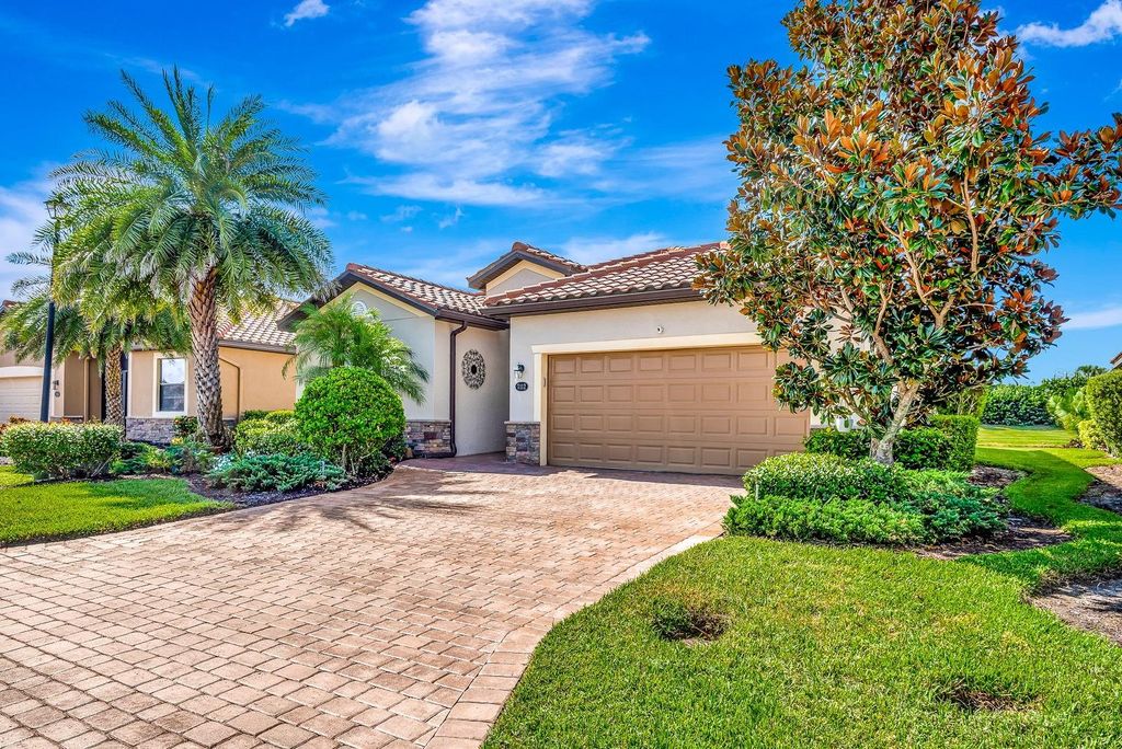 Photo of 7112 Marsh View Terrace, Bradenton, FL 34212 (MLS # A4665012)