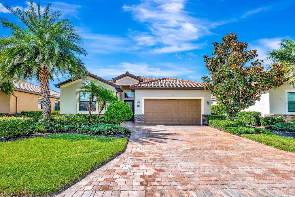 Photo of 7112 Marsh View Terrace, Bradenton, FL 34212 (MLS # A4665012)