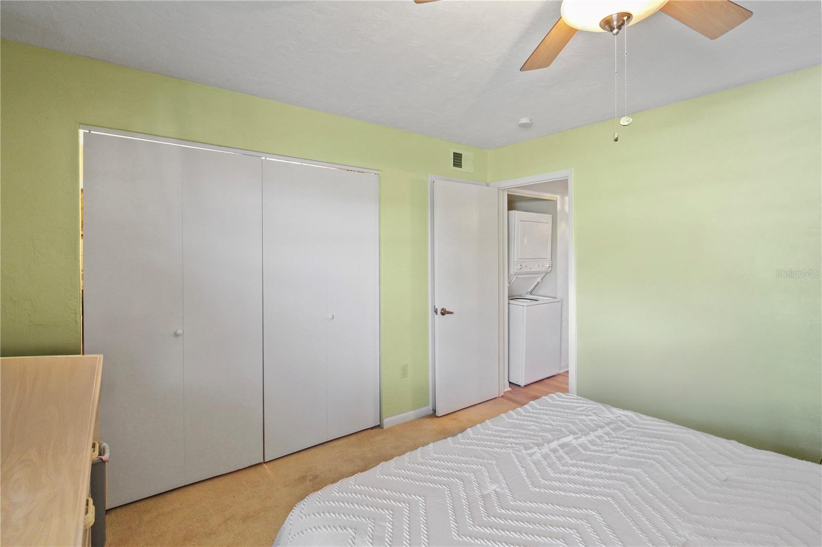 JUNGLE DEN VILLAS PH 02 CONDO - Residential