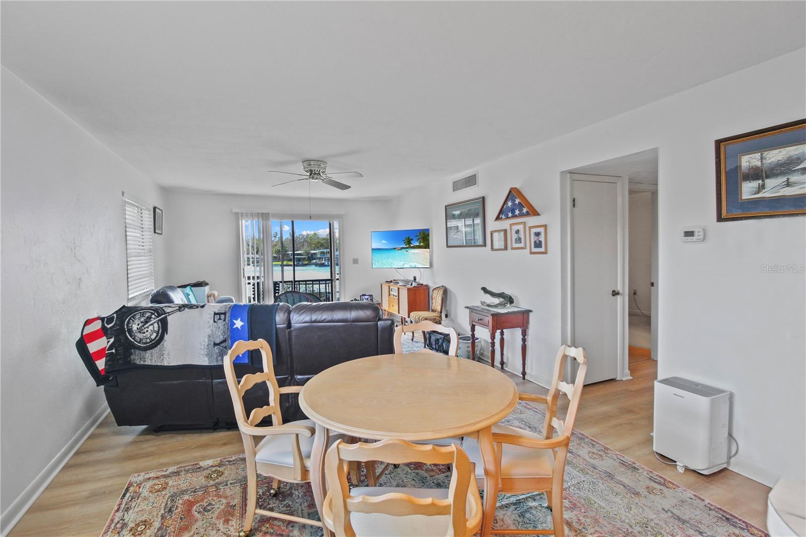 JUNGLE DEN VILLAS PH 02 CONDO - Residential