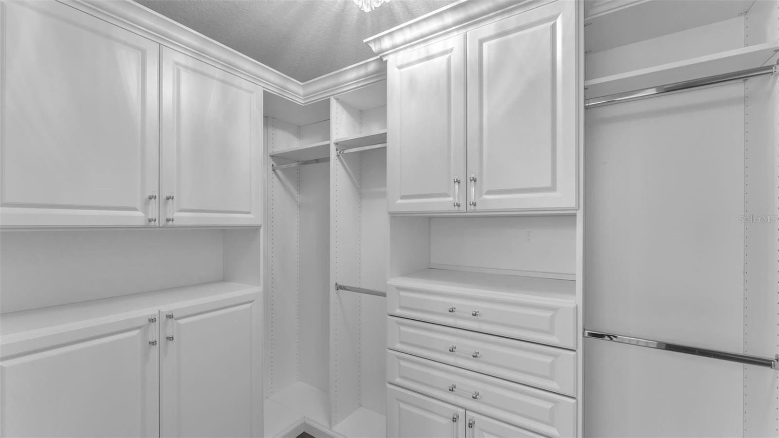 ALAMANDA - Residential